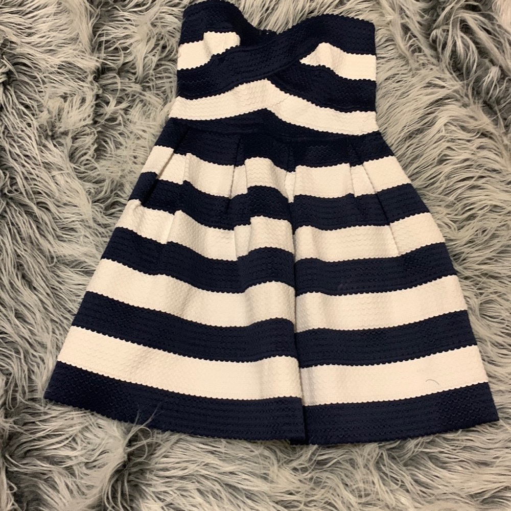 Strapless dress